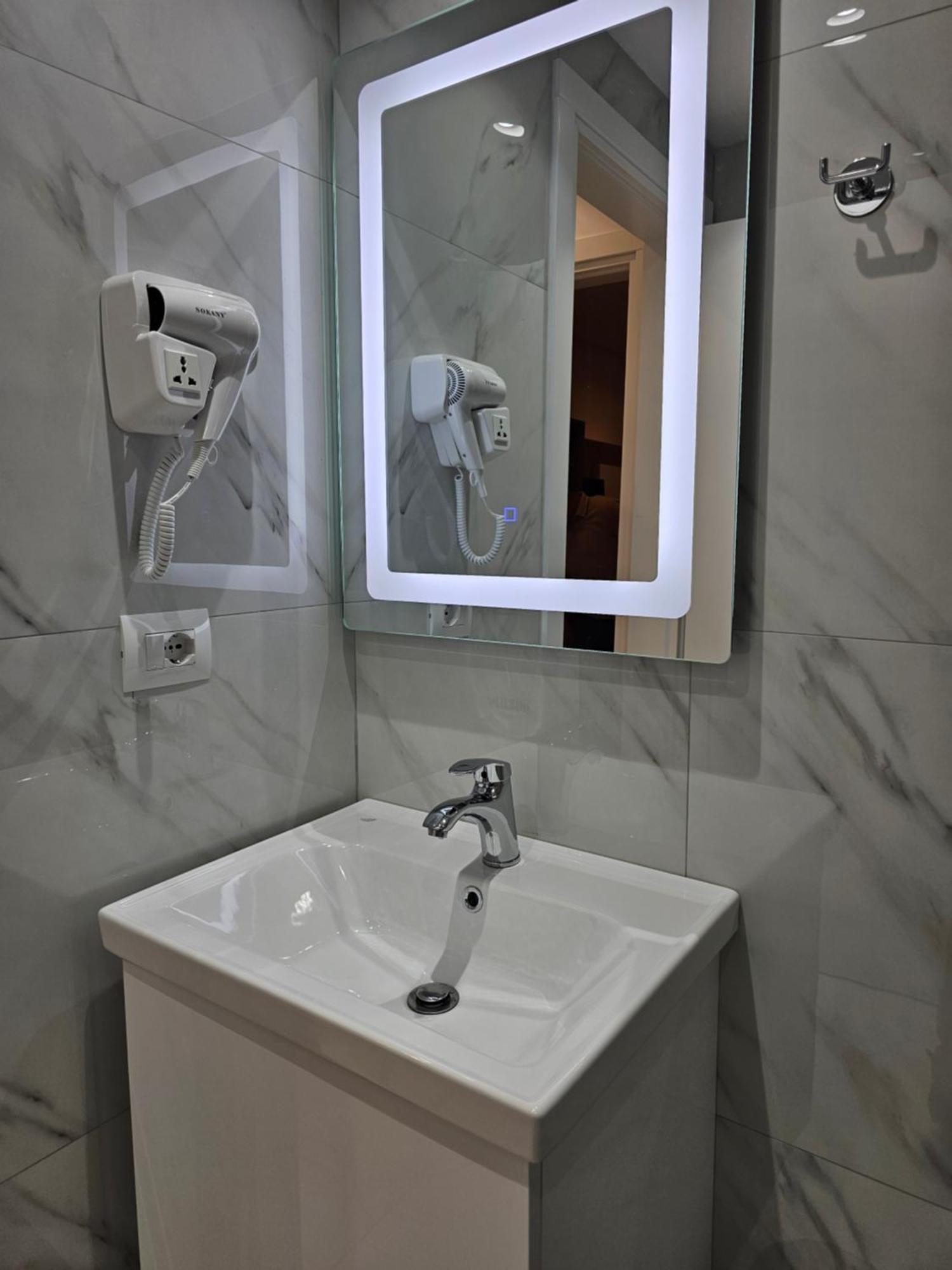 Veliaj Appartement *